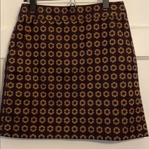 Patterned LOFT skirt with pockets